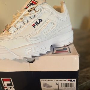 Fila Tennis Shoes